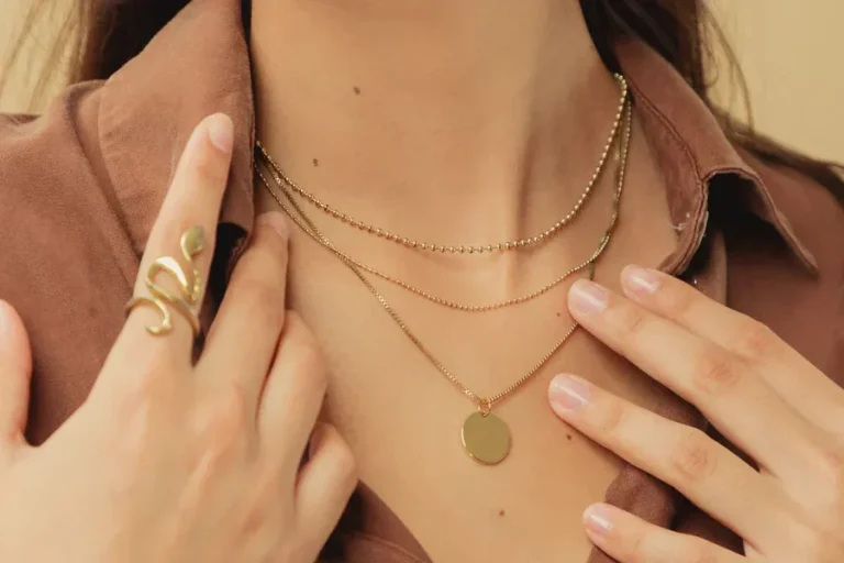 The Styling Tricks That Make Simple Jewellery Look High-End